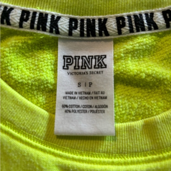 Juniors size S Oversized PINK yellow & white sweatshirt w/ “pink” written on it - Picture 3 of 5